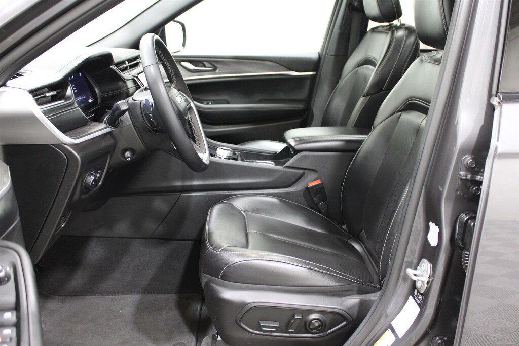 Used 2024 Jeep Grand Cherokee L Limited SUV