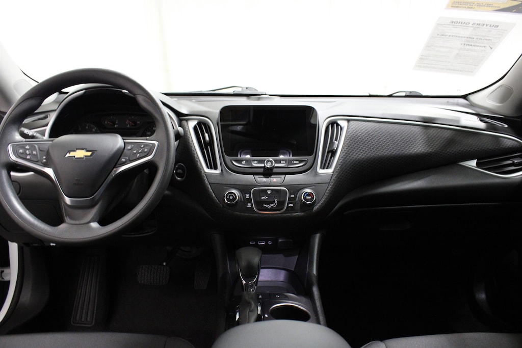 Used 2023 Chevrolet Malibu LS w/1FL Sedan