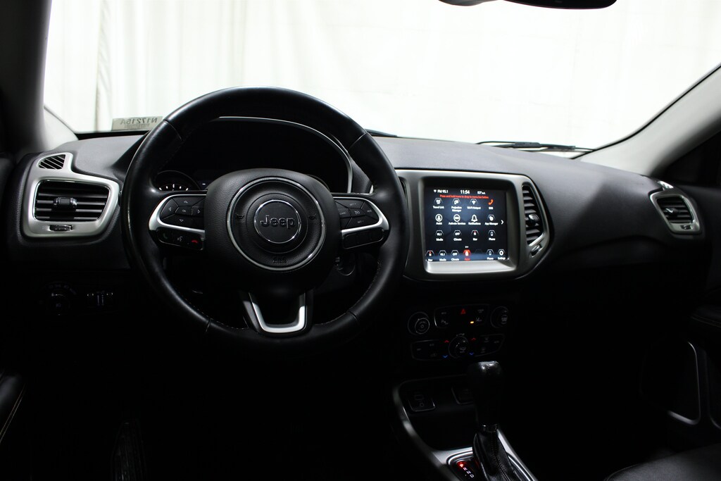 Used 2018 Jeep Compass Latitude FWD SUV