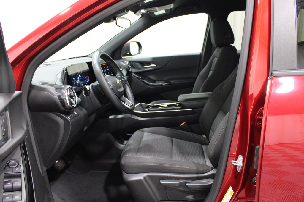 Used 2025 Chevrolet Equinox LT SUV