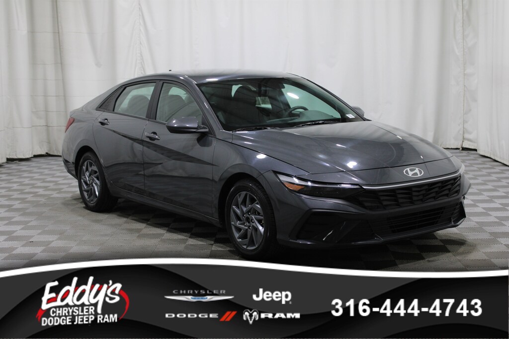 Used 2024 Hyundai Elantra SEL Sedan