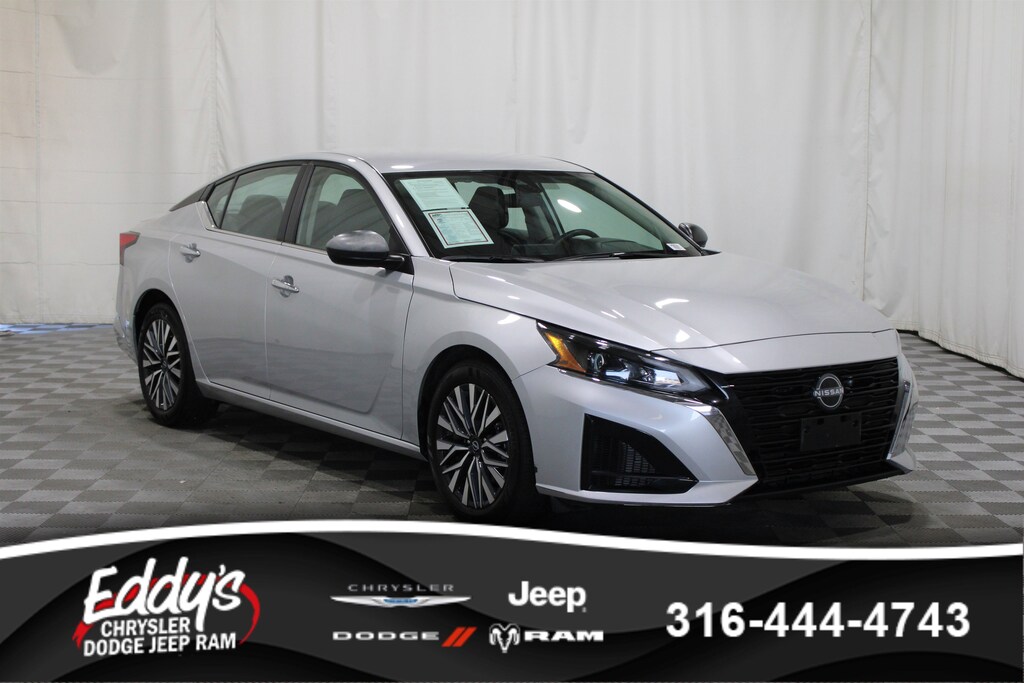 Used 2024 Nissan Altima 2.5 SV Sedan