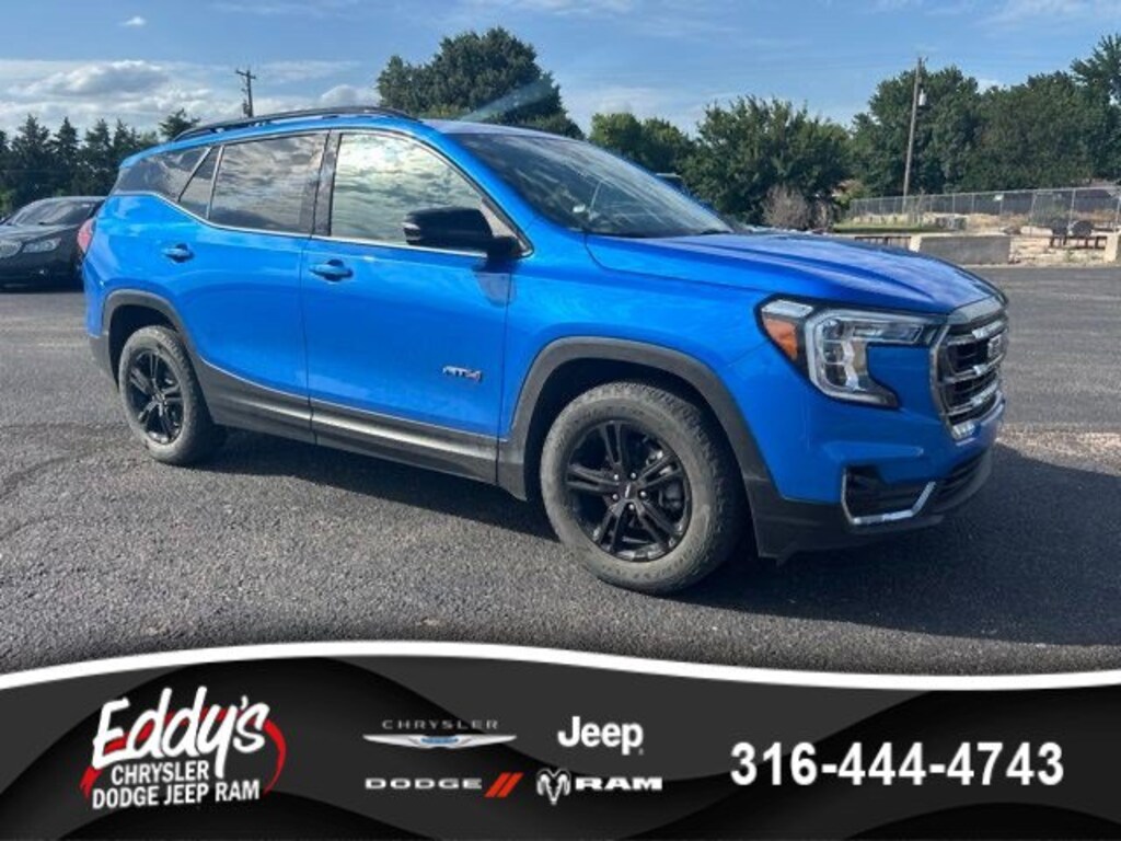 Used 2024 GMC Terrain AT4 SUV