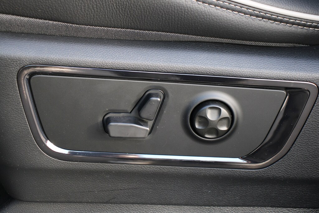 New 2026 Ram 1500 Limited Crew Cab Pickup