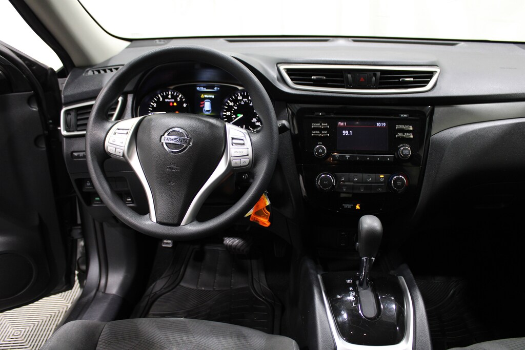 Used 2016 Nissan Rogue S SUV