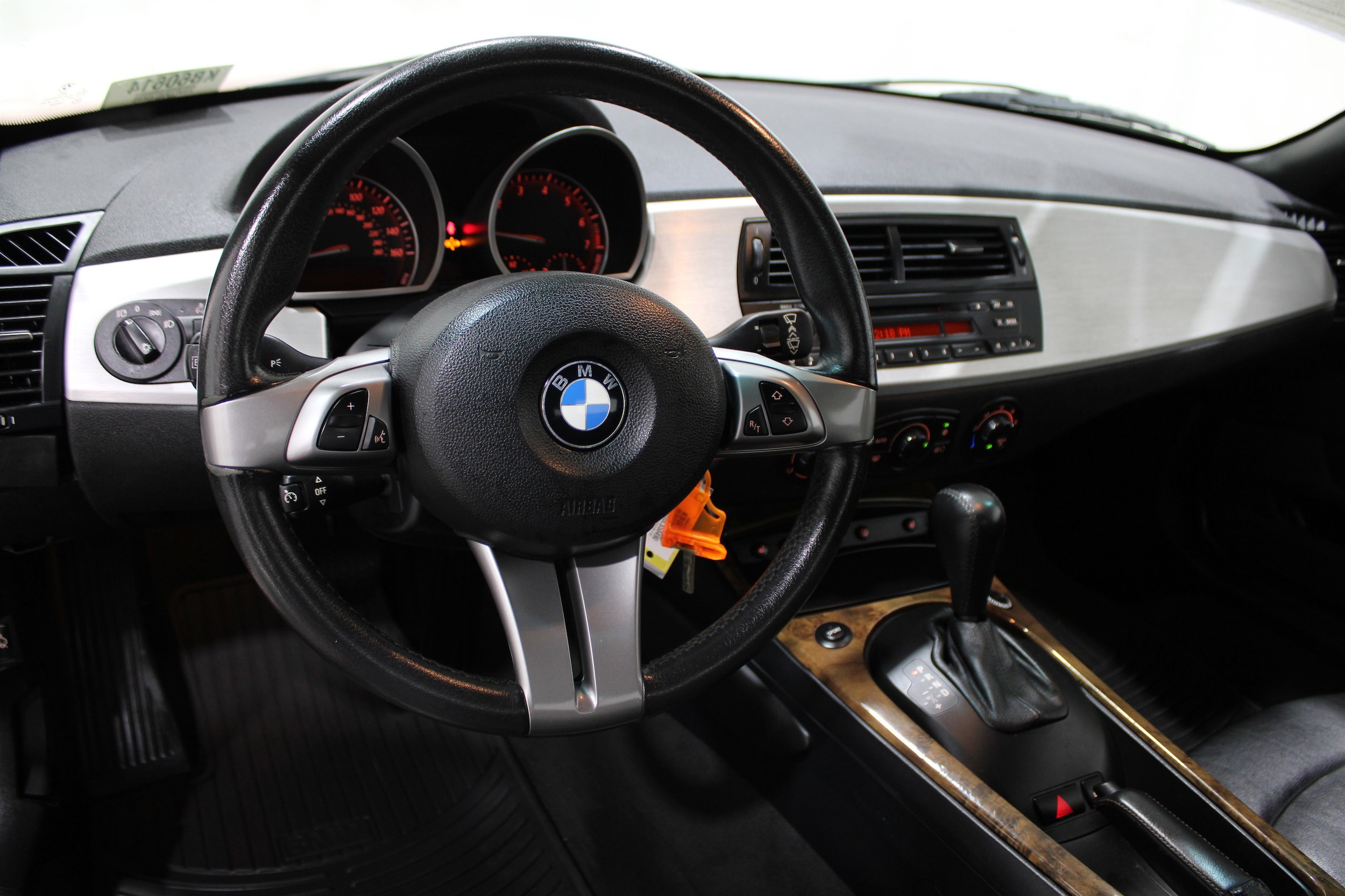 Used 2005 BMW Z4 2.5 with VIN 4USBT33535LS58490 for sale in Wichita, KS