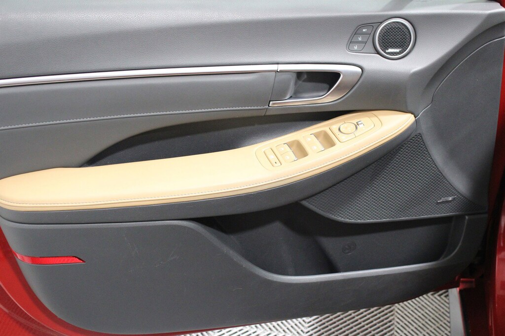 Used 2021 Hyundai Sonata Limited Sedan