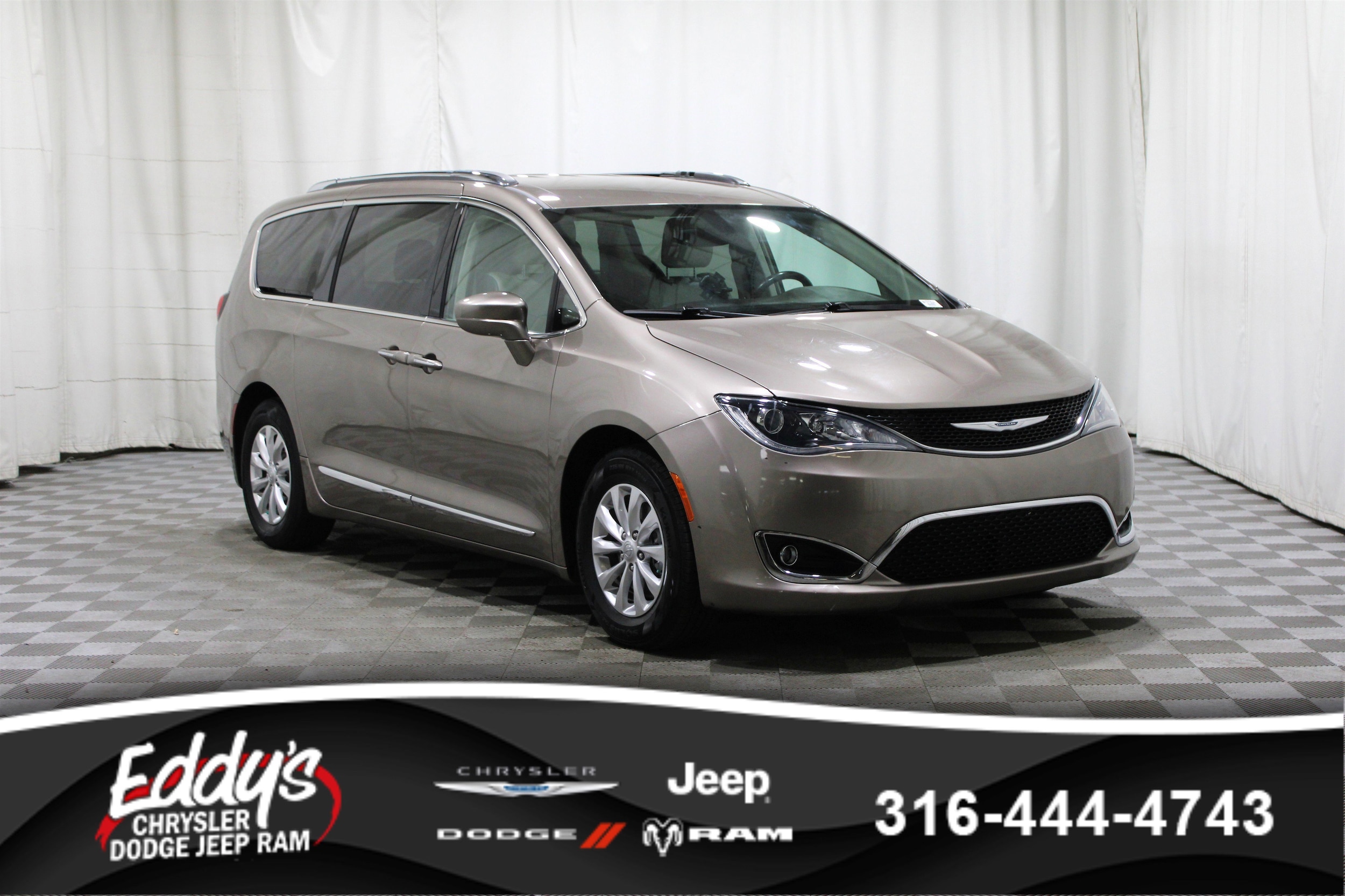 2018 Chrysler Pacifica Van 