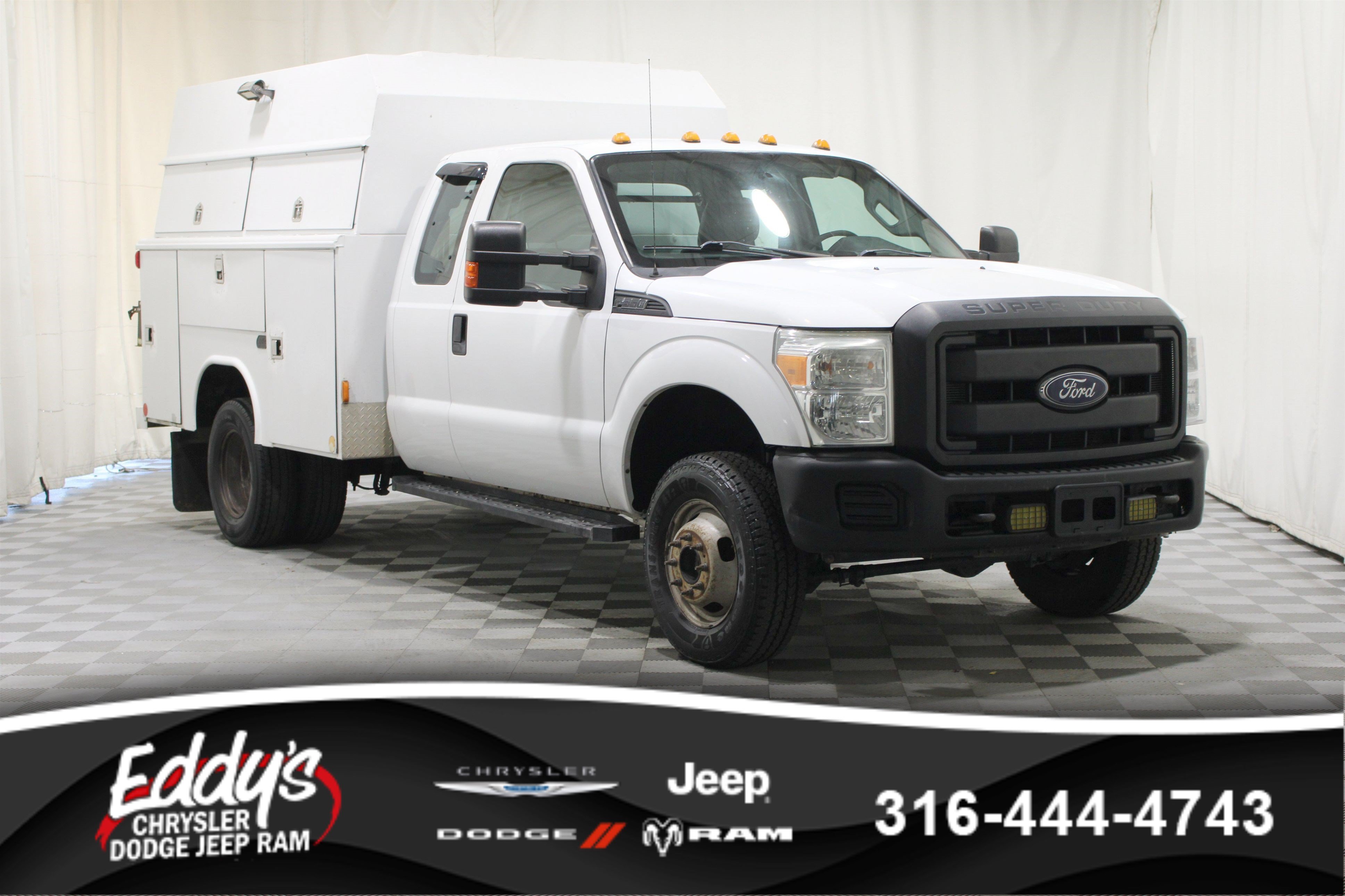 2014 Ford F-350 Super Duty Chassis Cab XL