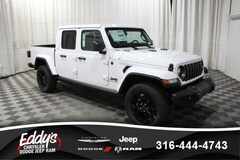 2025 Jeep Gladiator Sport Crew Cab Pickup