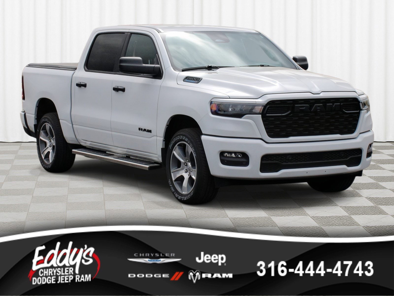 2026 RAM 1500 Express 4x4 Crew Cab 5'7's photo