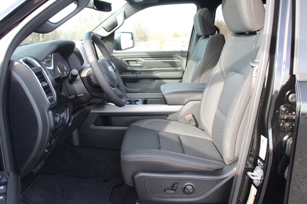 New 2026 Ram 1500 Big Horn/Lone Star Crew Cab Pickup