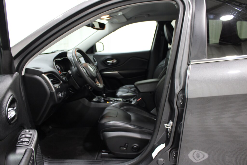 Used 2022 Jeep Cherokee Latitude Lux SUV
