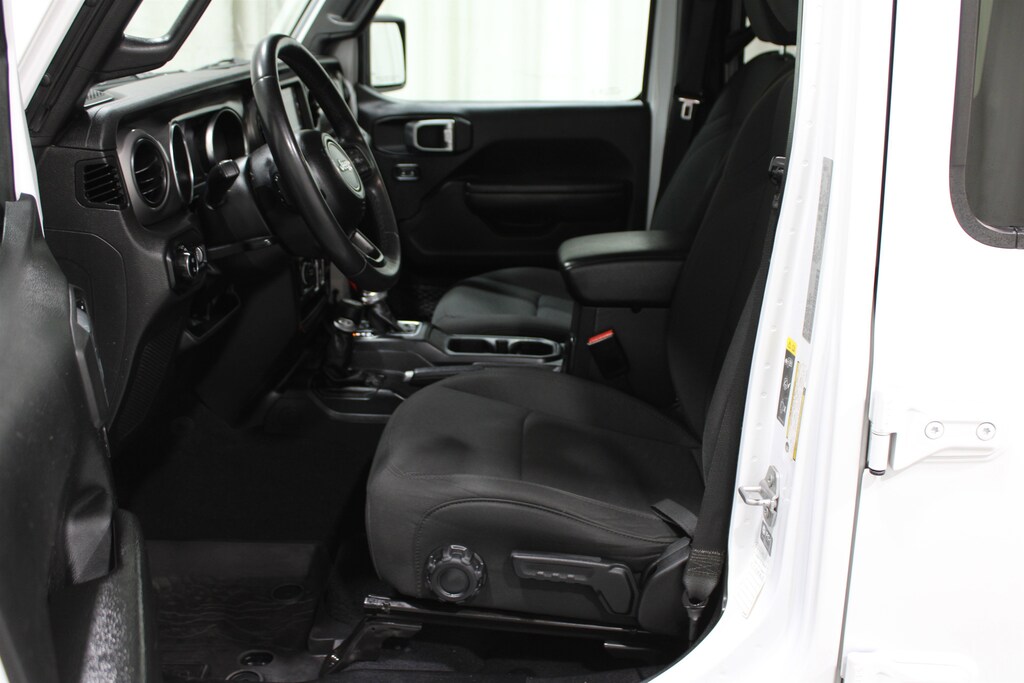 Used 2023 Jeep Gladiator Sport Truck Crew Cab