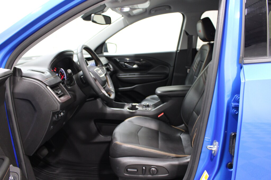 Used 2024 GMC Terrain AT4 SUV