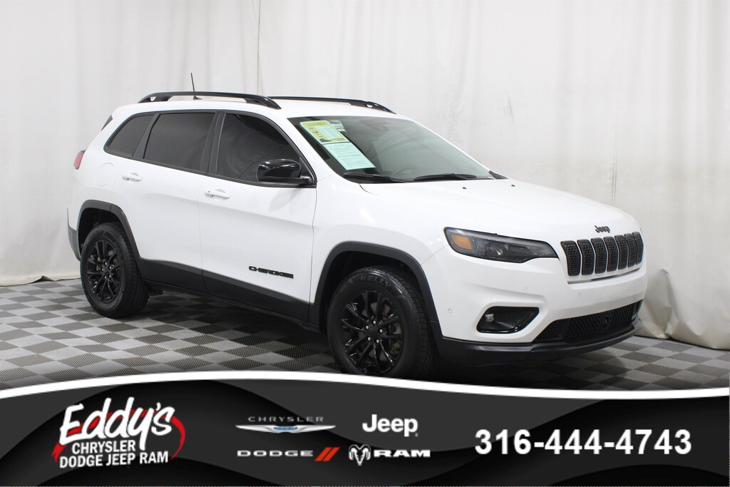 Used 2023 Jeep Cherokee Altitude Lux SUV