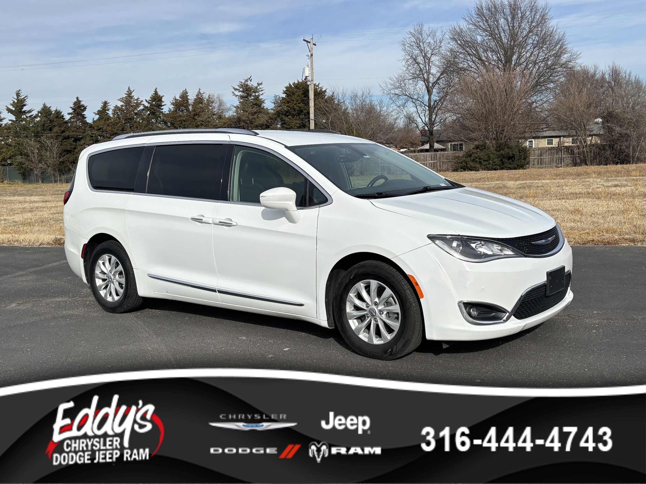 2019 Chrysler Pacifica Touring L's photo