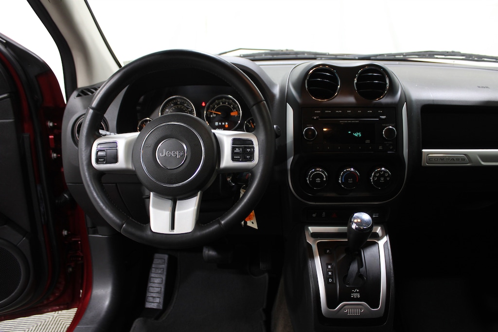 Used 2015 Jeep Compass Latitude FWD SUV