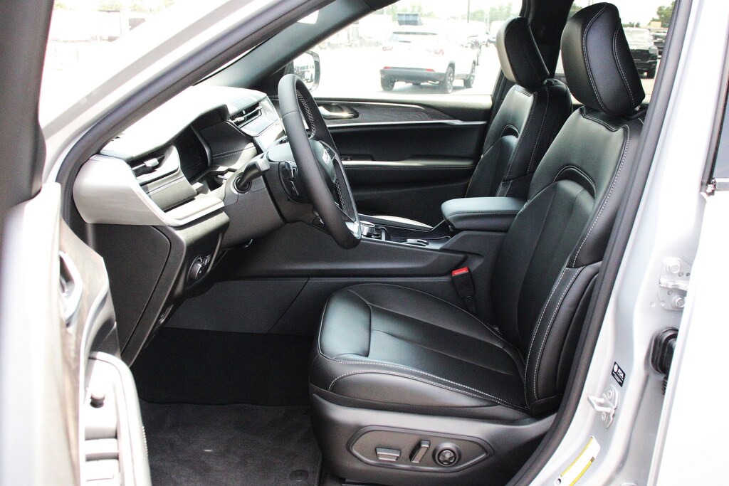 New 2026 Jeep Grand Cherokee Limited Sport Utility