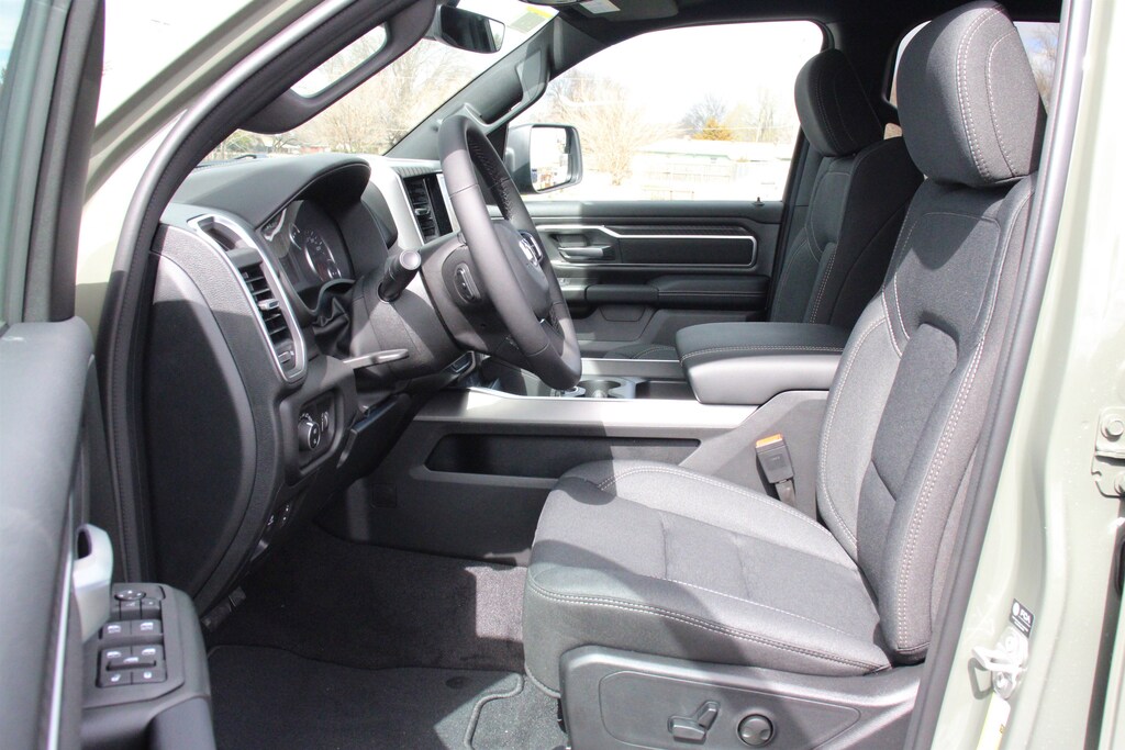 New 2026 Ram 1500 Big Horn/Lone Star Crew Cab Pickup