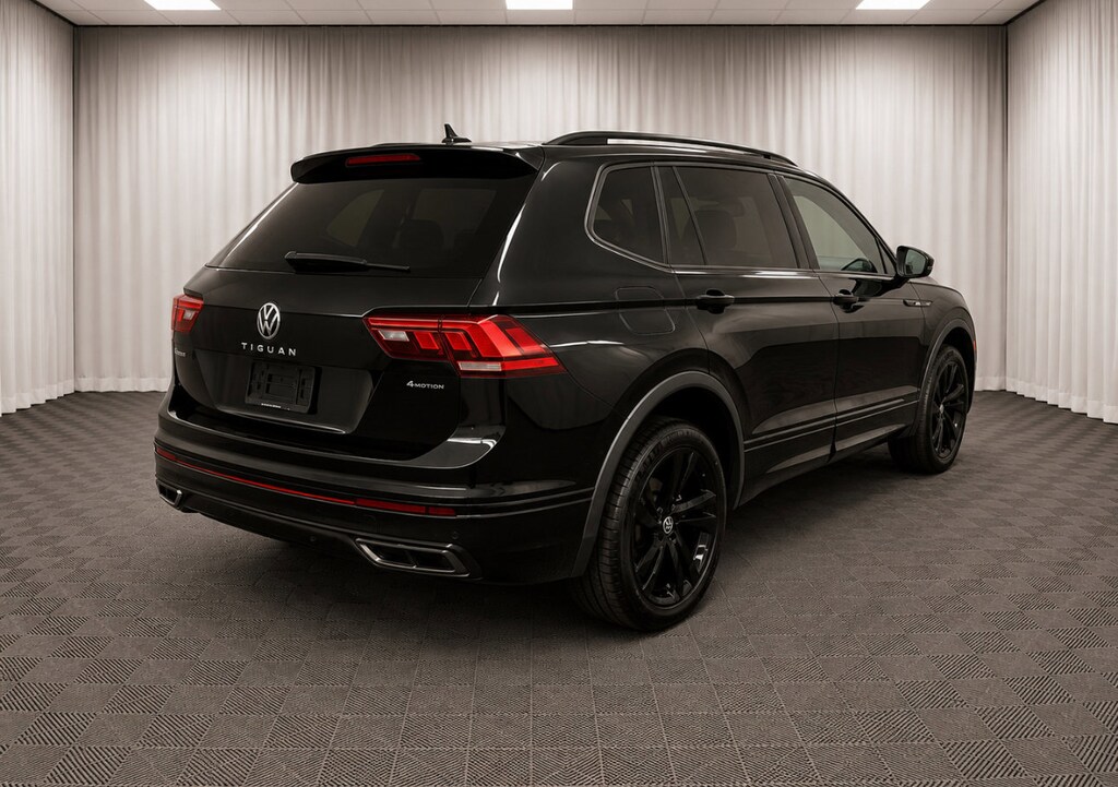 Used 2024 Volkswagen Tiguan 2.0T SE R-Line Black SUV