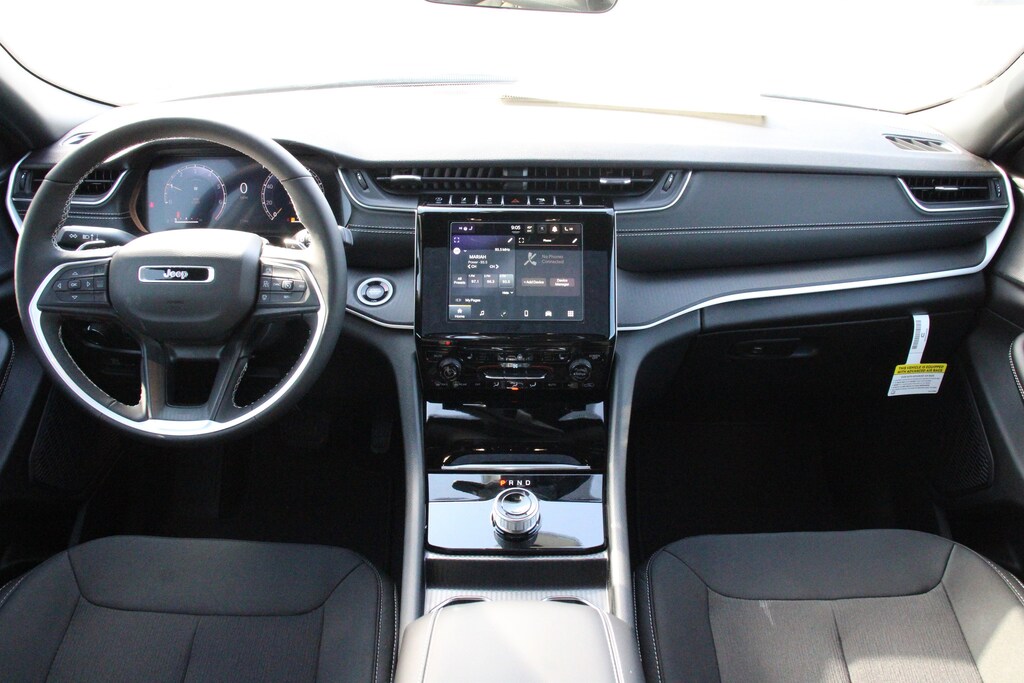 New 2026 Jeep Grand Cherokee L Laredo Sport Utility