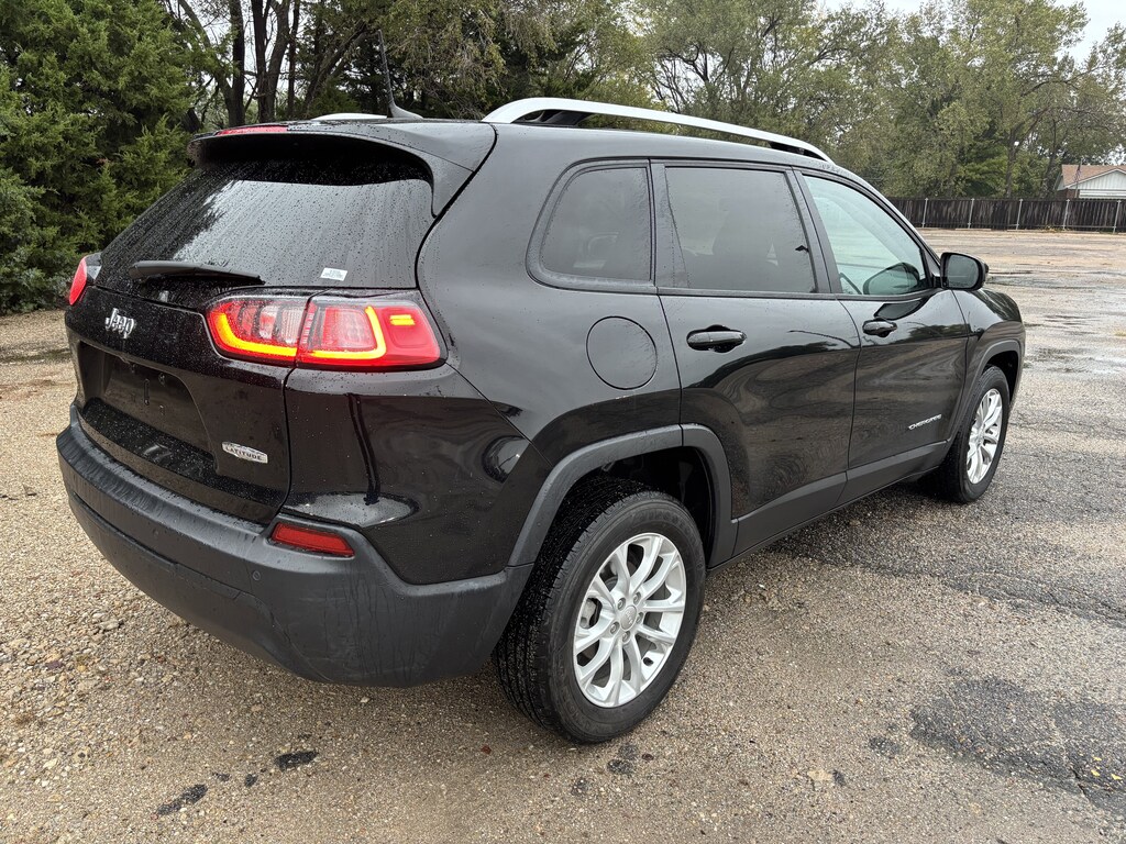 Used 2020 Jeep Cherokee Latitude SUV