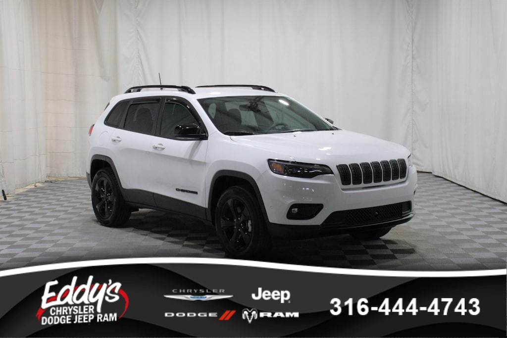 Used 2023 Jeep Cherokee Altitude Lux SUV