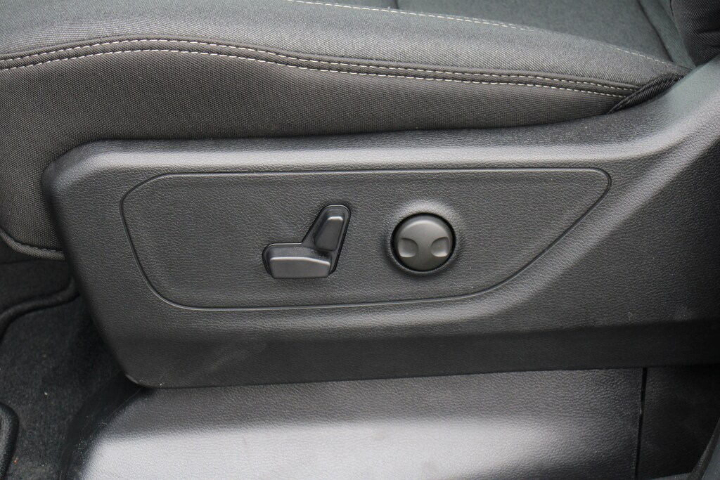 New 2026 Ram 1500 Big Horn/Lone Star Crew Cab Pickup