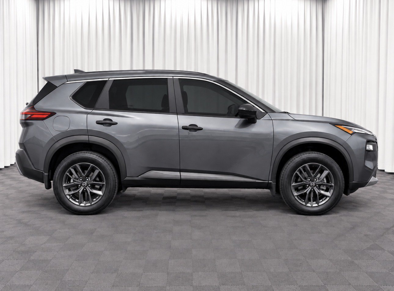 Used 2023 Nissan Rogue S SUV