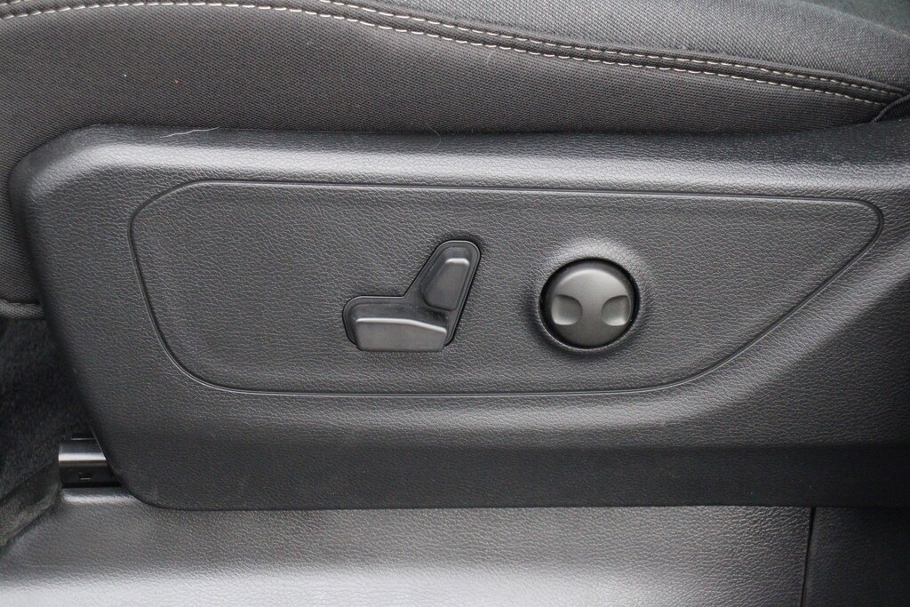 New 2026 Ram 1500 Big Horn/Lone Star Crew Cab Pickup