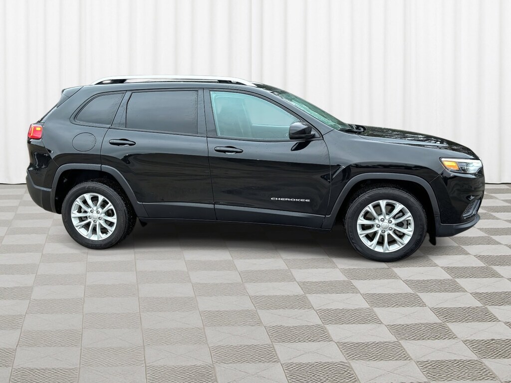 Used 2020 Jeep Cherokee Latitude SUV