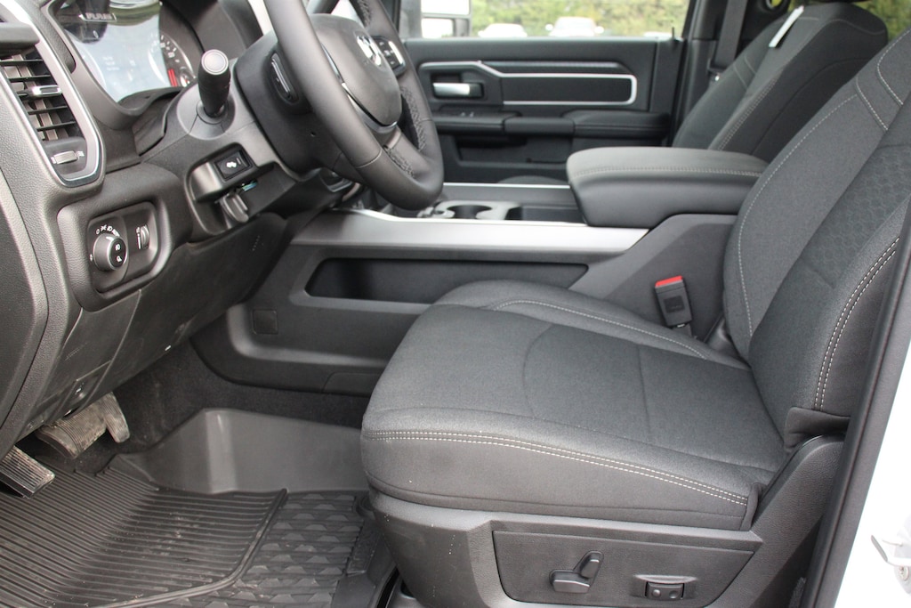 New 2026 Ram 2500 Big Horn Crew Cab Pickup