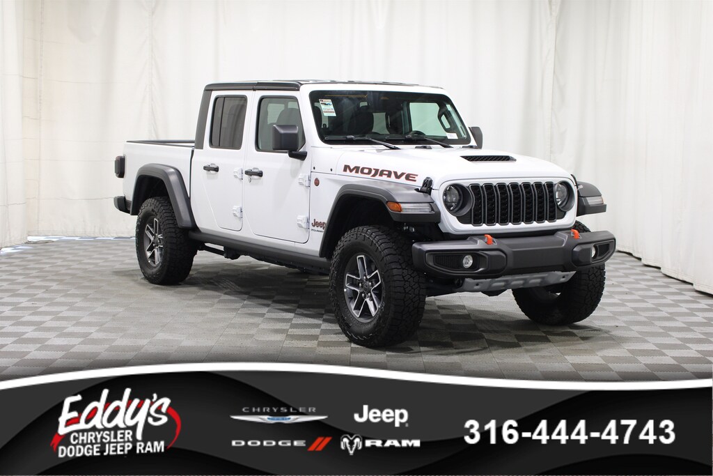 Used 2026 Jeep Gladiator Mojave Truck Crew Cab