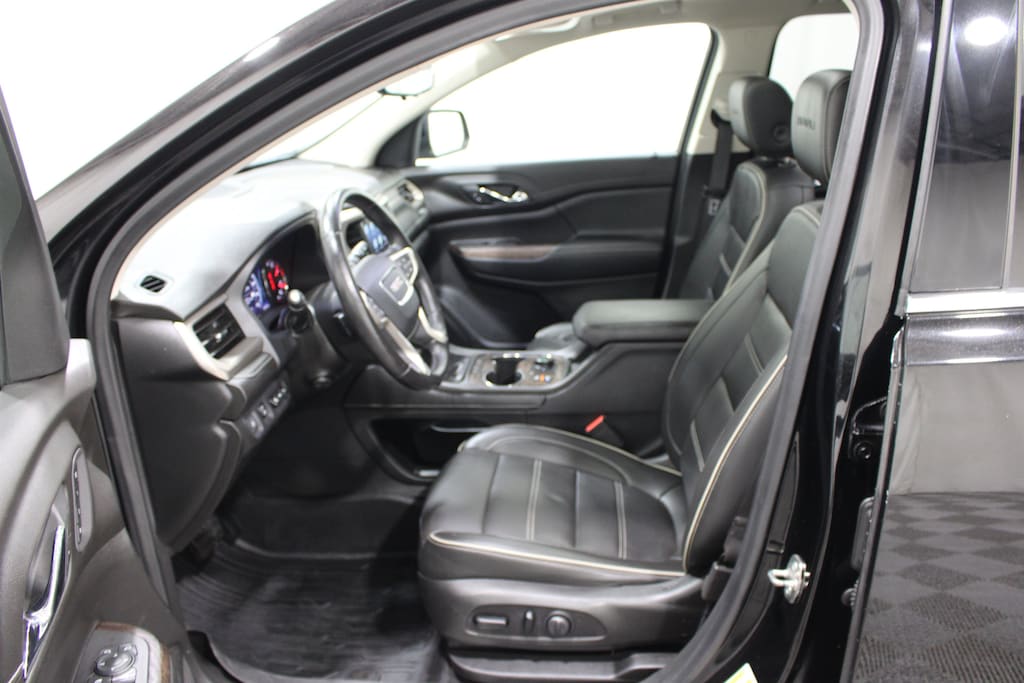 Used 2021 GMC Acadia Denali SUV