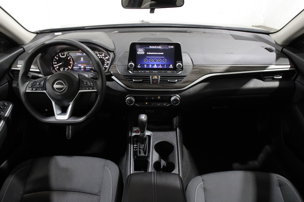 Used 2025 Nissan Altima SV Sedan