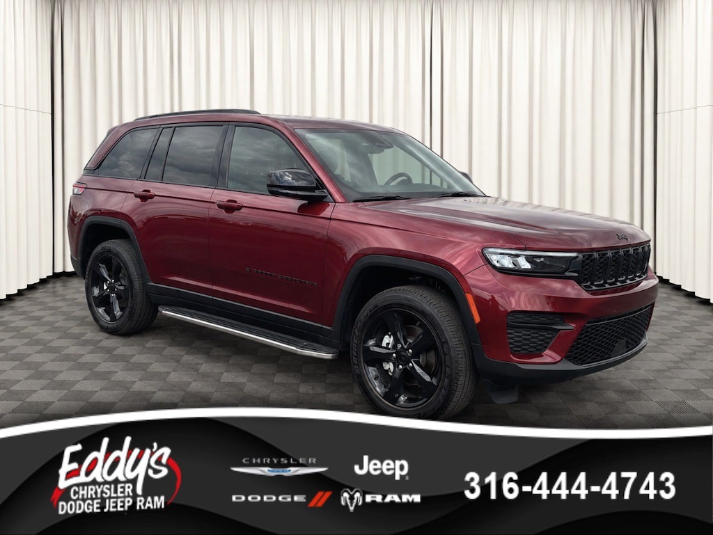 Used 2025 Jeep Grand Cherokee Laredo SUV