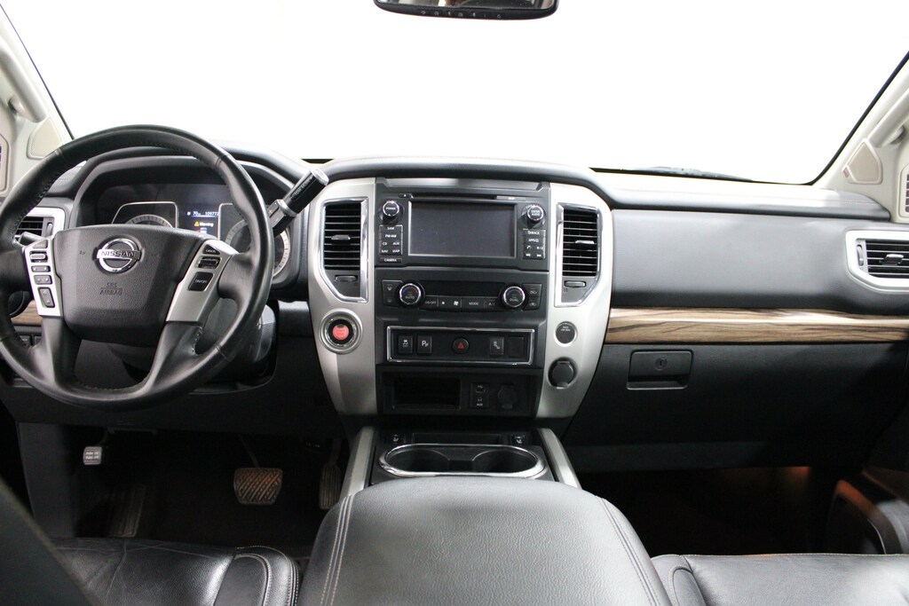 Used 2018 Nissan Titan SL Truck Crew Cab