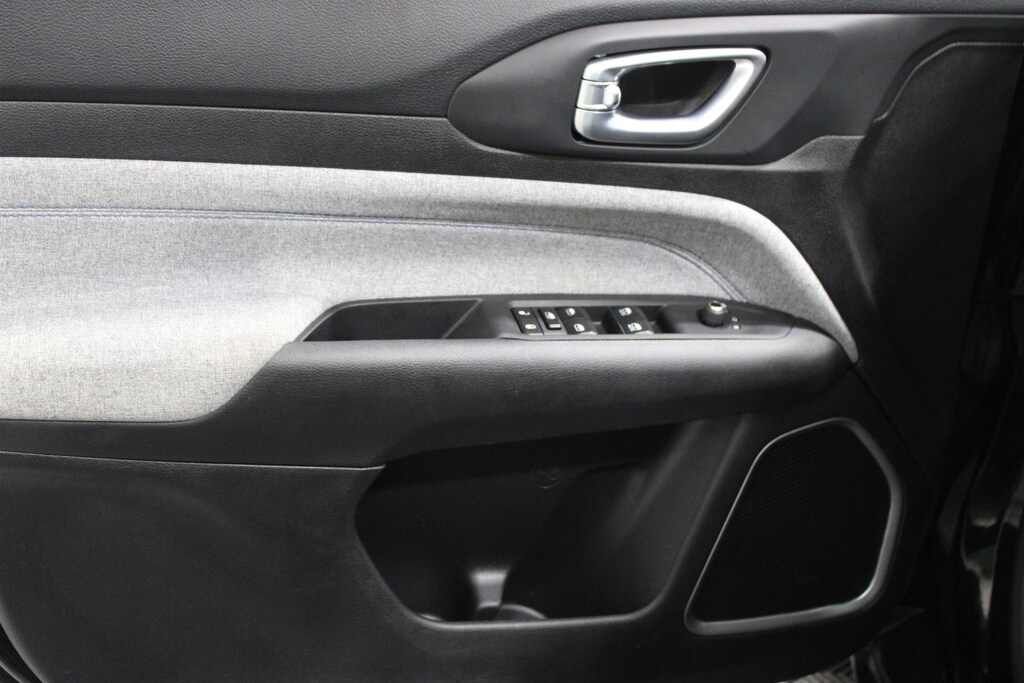 Used 2025 Jeep Compass Sport SUV