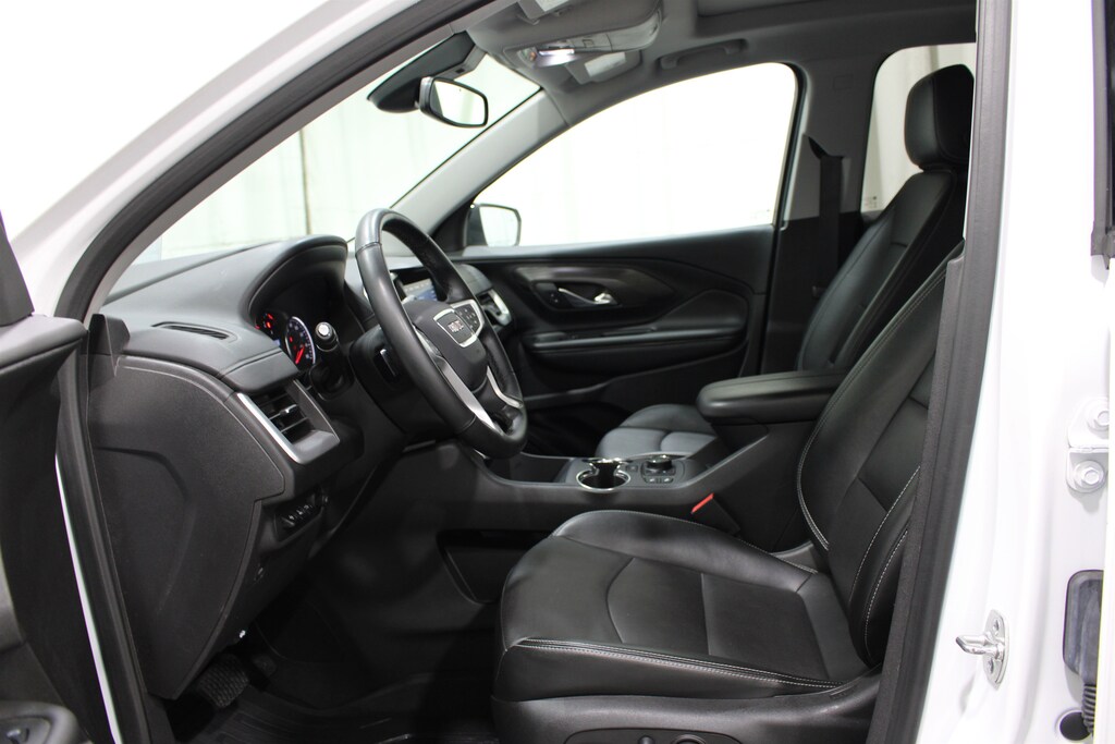 Used 2024 GMC Terrain SLT SUV