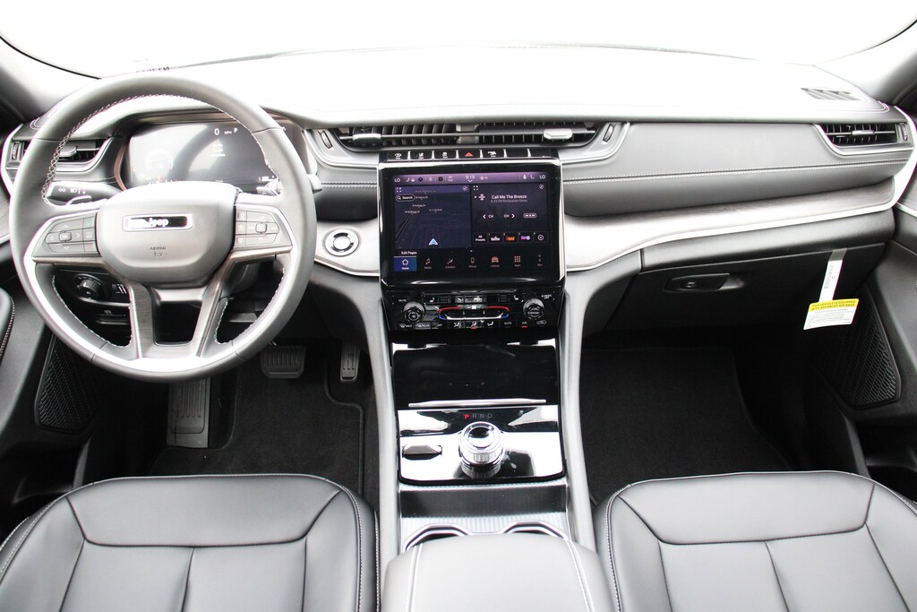 New 2025 Jeep Grand Cherokee L Limited Sport Utility