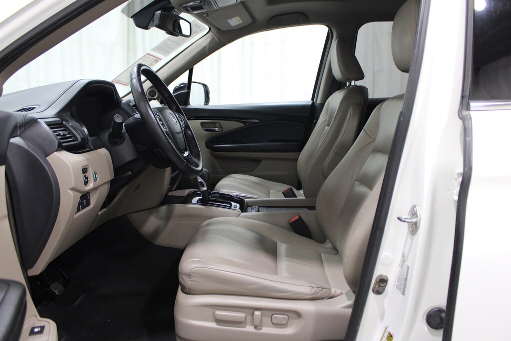 Used 2019 Honda Ridgeline RTL-E AWD Truck Crew Cab