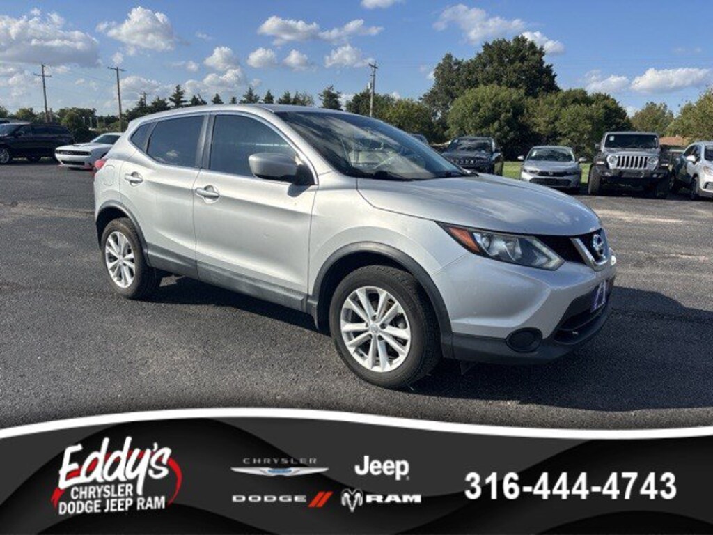 Used 2017 Nissan Rogue Sport S SUV