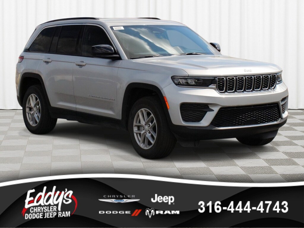 New 2026 Jeep Grand Cherokee Laredo Sport Utility