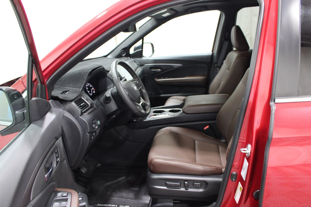 Used 2025 Honda Ridgeline RTL Truck Crew Cab