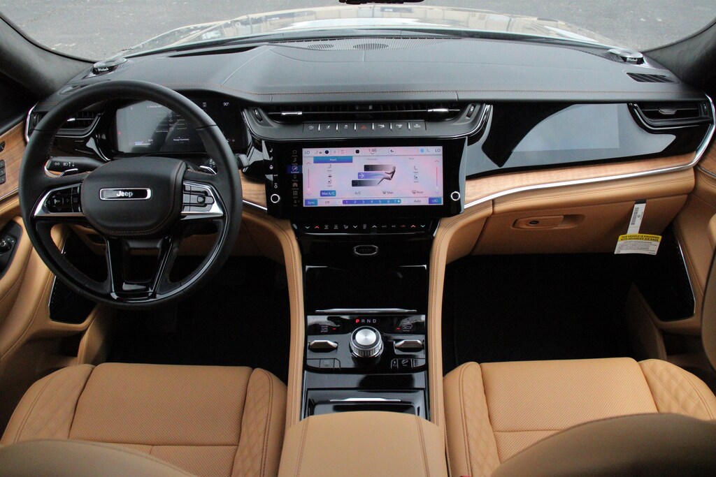 New 2026 Jeep Grand Cherokee L Summit Sport Utility