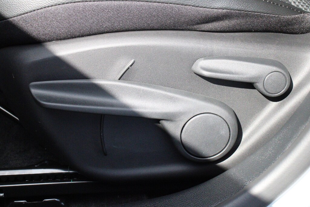 New 2026 Jeep Compass Latitude Sport Utility