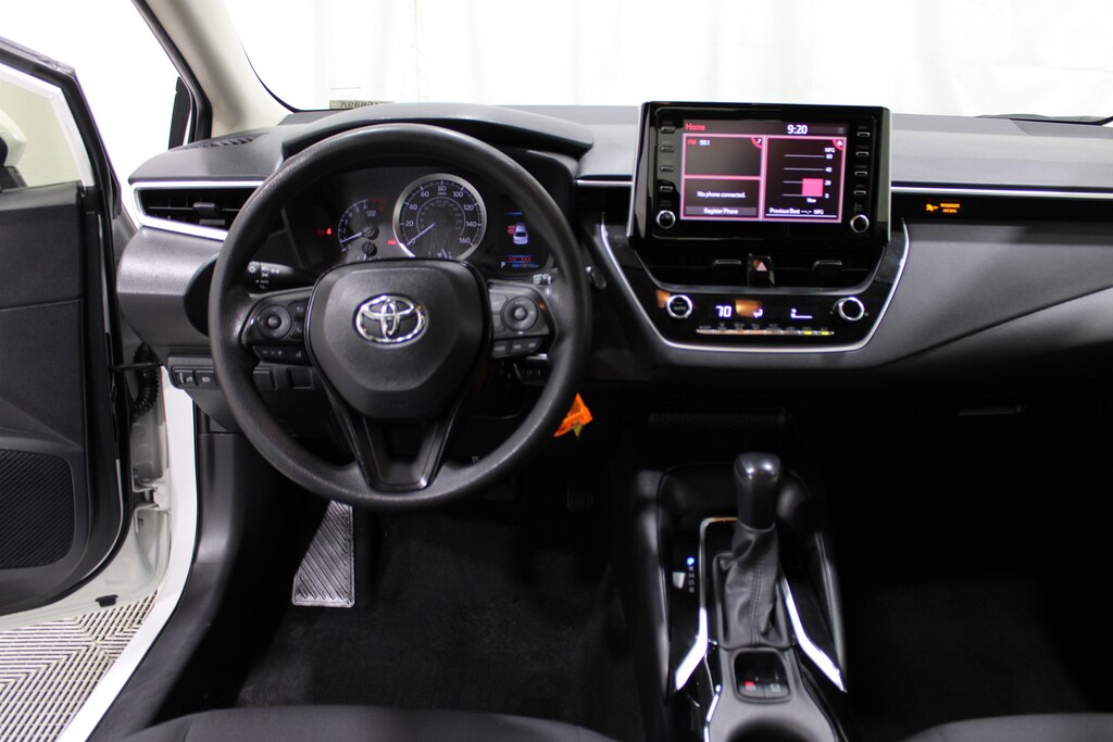 Used 2020 Toyota Corolla LE Sedan