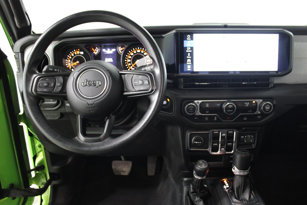 Used 2025 Jeep Gladiator Sport Truck Crew Cab