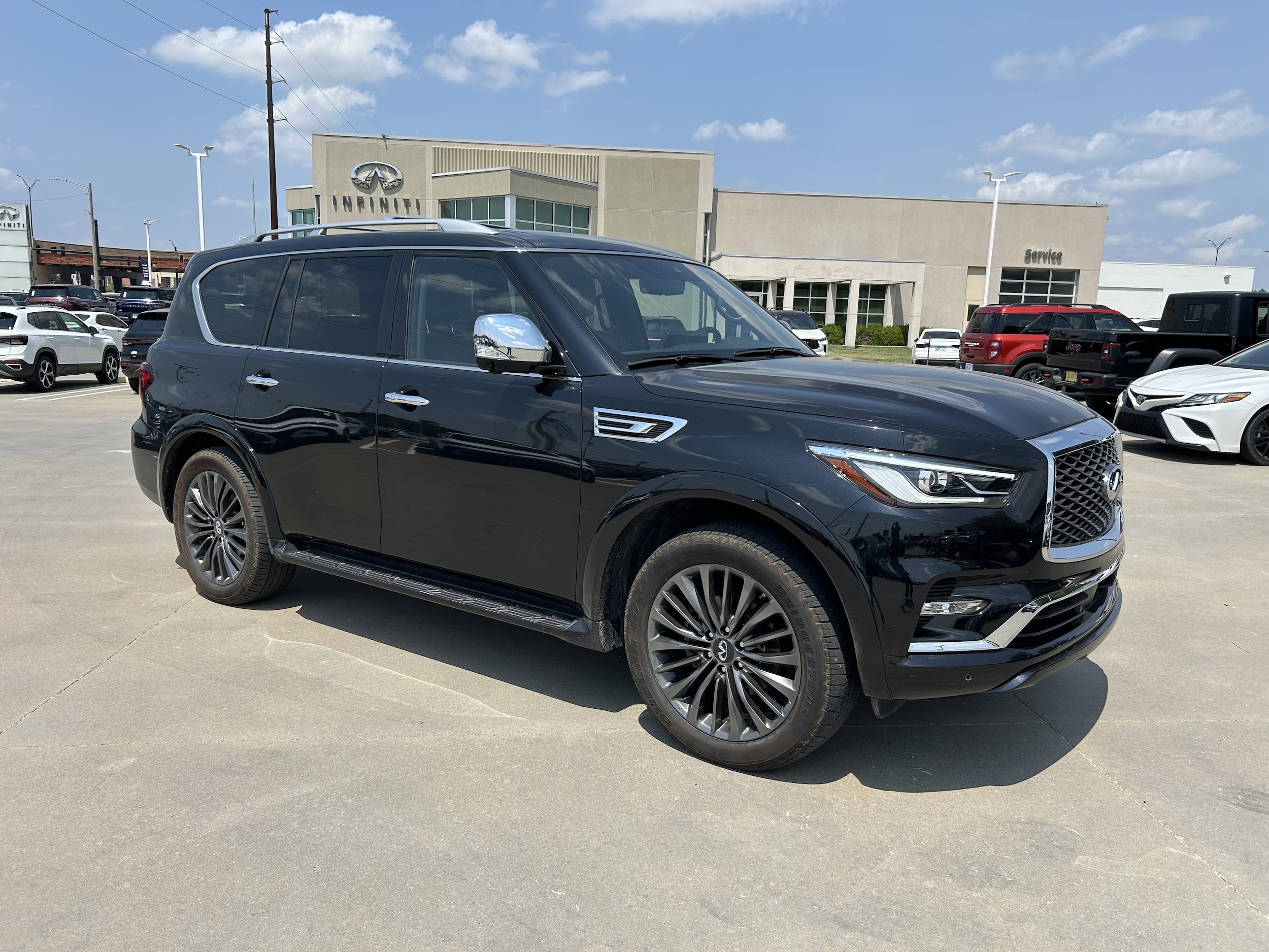 2024 INFINITI QX80 SENSORY